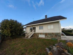 4 sypialnia Willa na sprzedaż w Oleiros - 500 000 € (Ref: 9367802)