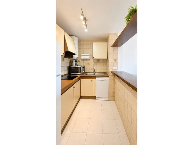 2 quarto Apartamento para venda em Roses com garagem - 220 000 € (Ref: 10015236)