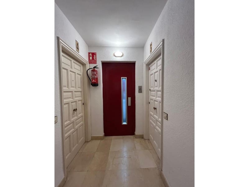 1 bedroom Apartment for sale in Empuriabrava - € 165,000 (Ref: 10037140)