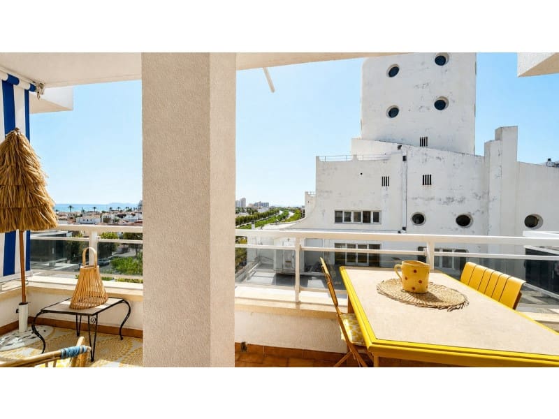 1 bedroom Apartment for sale in Empuriabrava - € 165,000 (Ref: 10037140)