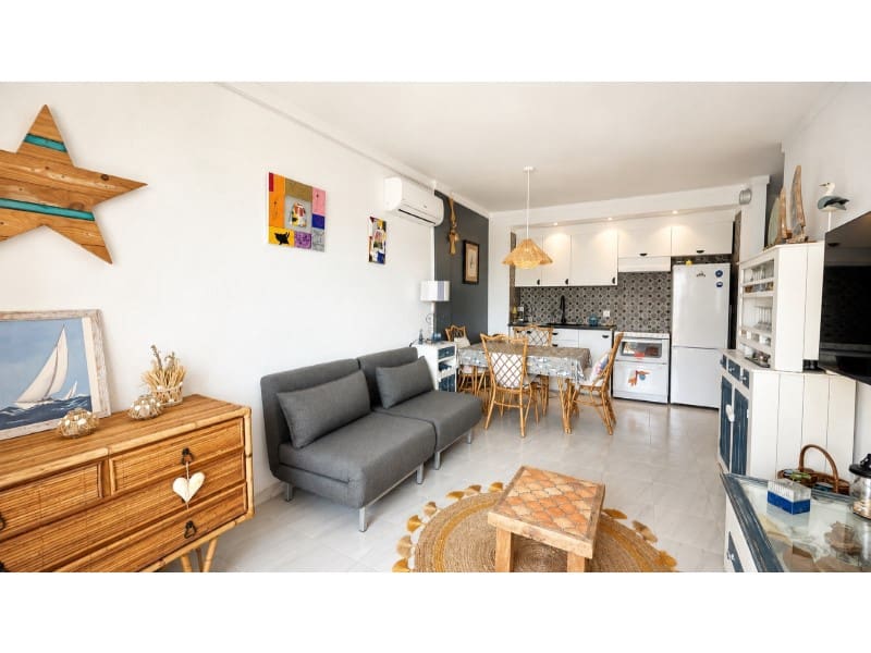 1 bedroom Apartment for sale in Empuriabrava - € 165,000 (Ref: 10037140)
