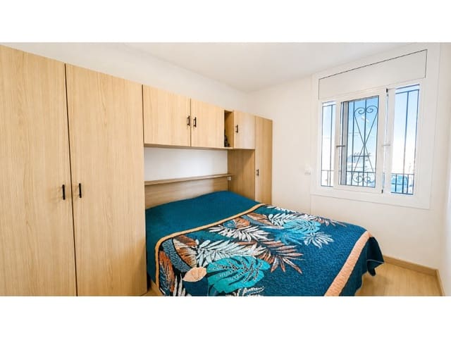 1 sypialnia Apartament na sprzedaż w Empuriabrava, Castelló d'Empúries z basenem garażem - 194 000 € (Ref: 10042695)