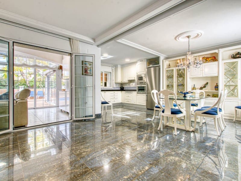 5 soverom Rekkehus til salgs i Empuriabrava med garasje - € 780 000 (Ref: 9175090)