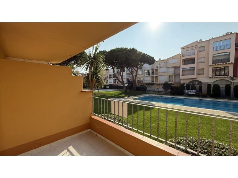 2 sypialnia Apartament na sprzedaż w Empuriabrava z garażem - 225 000 € (Ref: 9175092)