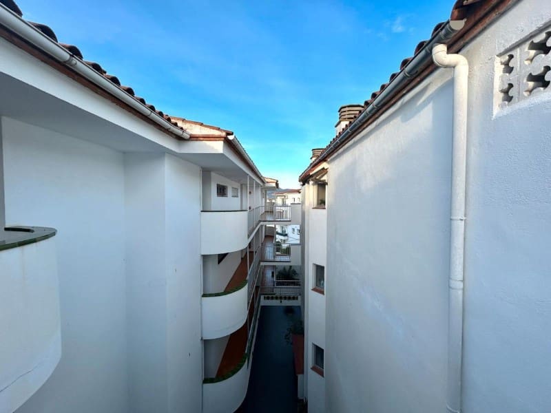 1 soveværelse Lejlighed til salg i Empuriabrava - € 135.000 (Ref: 9175098)