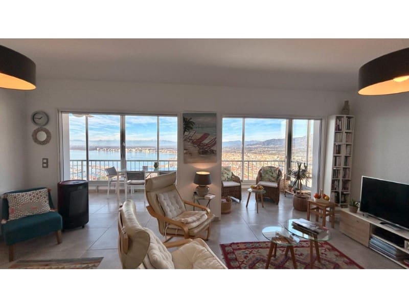 3 bedroom Apartment for sale in Roses - € 396,000 (Ref: 9175101)