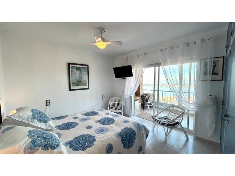 3 bedroom Apartment for sale in Roses - € 396,000 (Ref: 9175101)