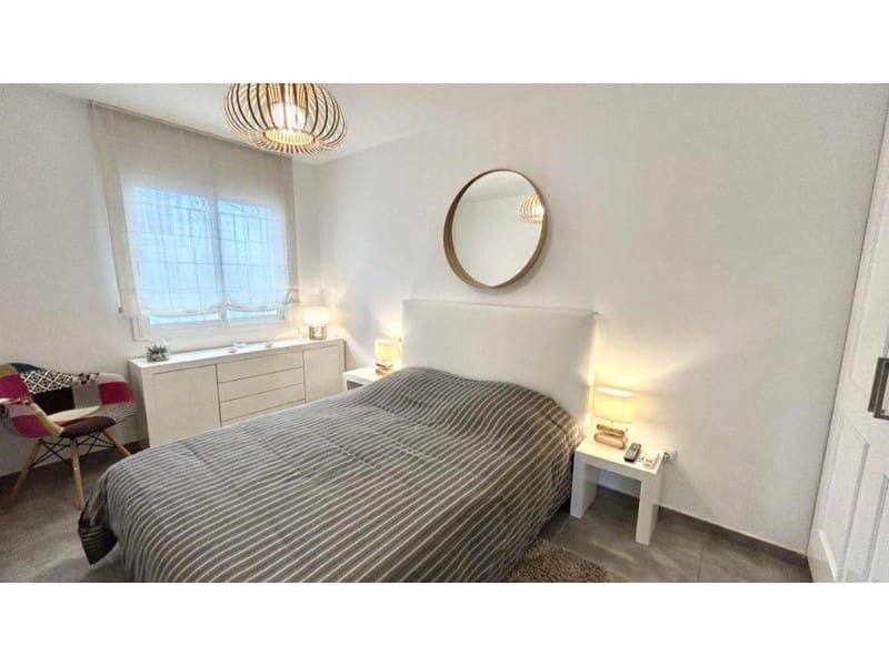 4 chambre Villa/Maison à vendre à Empuriabrava avec garage - 699 000 € (Ref: 9175104)