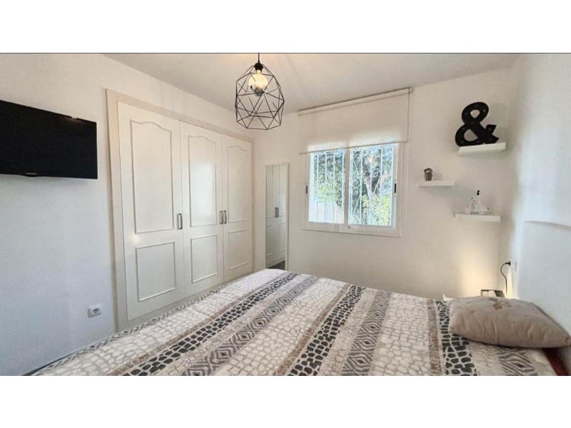 4 chambre Villa/Maison à vendre à Empuriabrava avec garage - 699 000 € (Ref: 9175104)