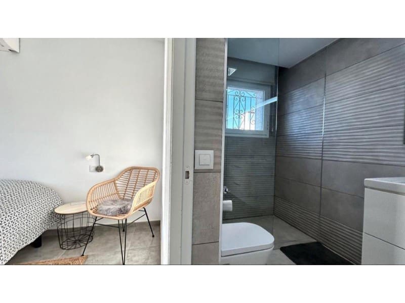 4 chambre Villa/Maison à vendre à Empuriabrava avec garage - 699 000 € (Ref: 9175104)