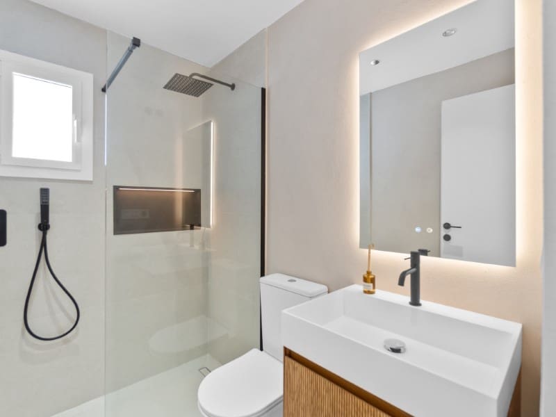 4 sypialnia Willa na sprzedaż w Empuriabrava z garażem - 1 640 000 € (Ref: 9175112)