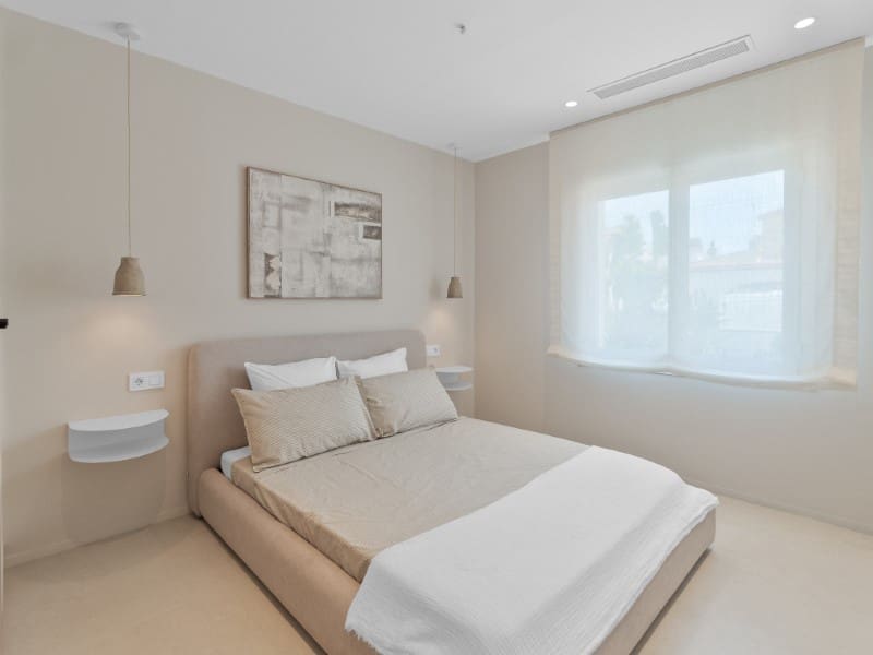 4 sypialnia Willa na sprzedaż w Empuriabrava z garażem - 1 640 000 € (Ref: 9175112)