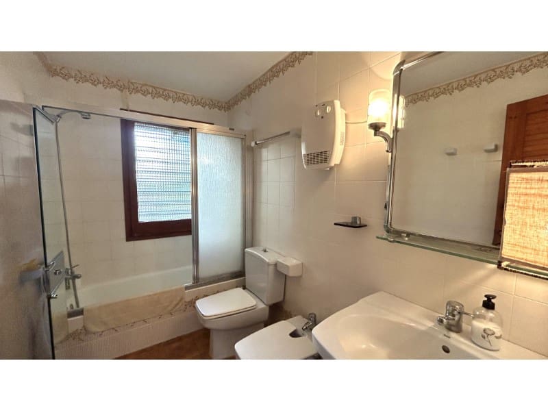 4 soveværelse Byhus til salg i Roses med garage - € 640.000 (Ref: 9175113)