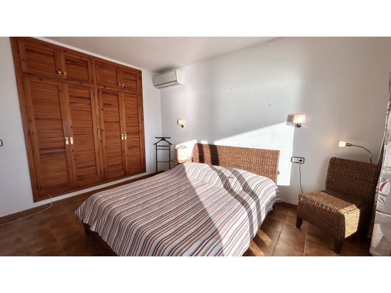 4 soveværelse Byhus til salg i Roses med garage - € 640.000 (Ref: 9175113)