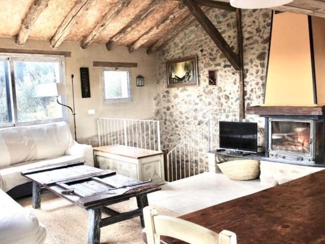 4 sovrum Villa till salu i Capmany med pool - 398 000 € (Ref: 9175121)