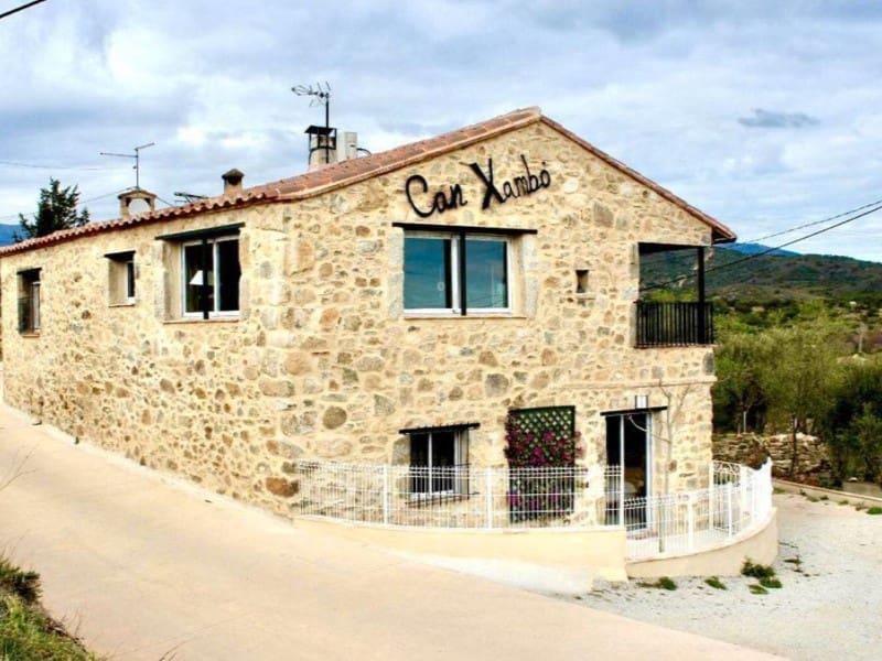 4 soveværelse Villa til salg i Capmany med swimmingpool - € 398.000 (Ref: 9175121)