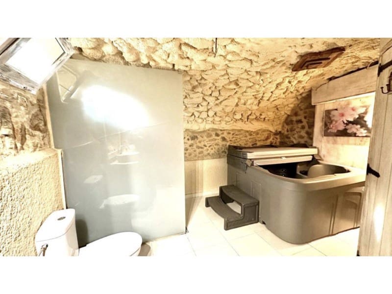 4 soveværelse Villa til salg i Capmany med swimmingpool - € 398.000 (Ref: 9175121)