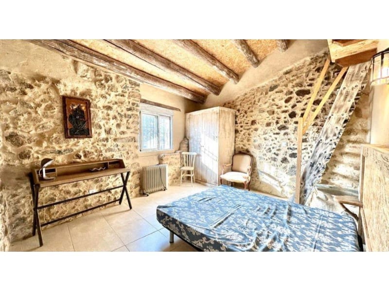 4 soveværelse Villa til salg i Capmany med swimmingpool - € 398.000 (Ref: 9175121)