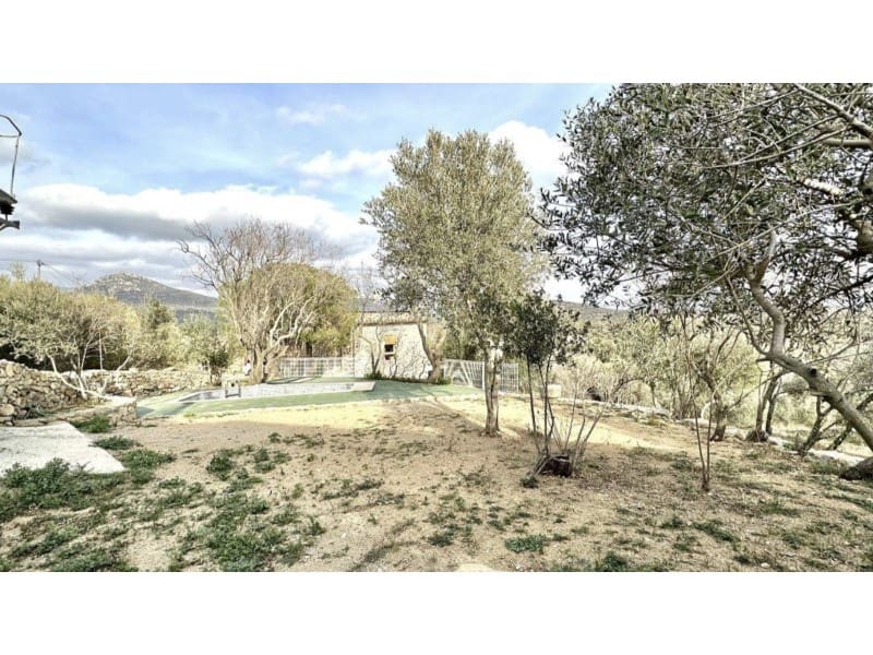 4 soveværelse Villa til salg i Capmany med swimmingpool - € 398.000 (Ref: 9175121)