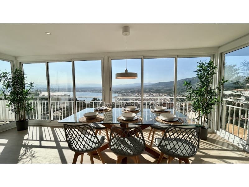 3 sypialnia Willa na sprzedaż w Roses z garażem - 599 000 € (Ref: 9175123)