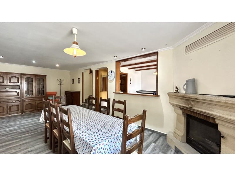 4 chambre Villa/Maison à vendre à Empuriabrava avec garage - 445 000 € (Ref: 9175124)