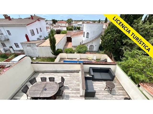 4 makuuhuone Huvila myytävänä paikassa Empuriabrava, Castelló d'Empúries mukana 
autotalli - 445 000 € (Ref: 9175124)