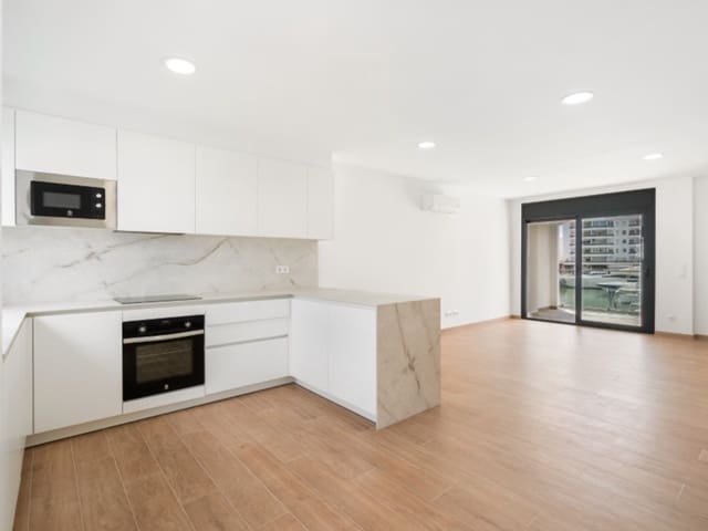 4 bedroom Townhouse for sale in Empuriabrava, Castelló d'Empúries - € 639,000 (Ref: 9176648)