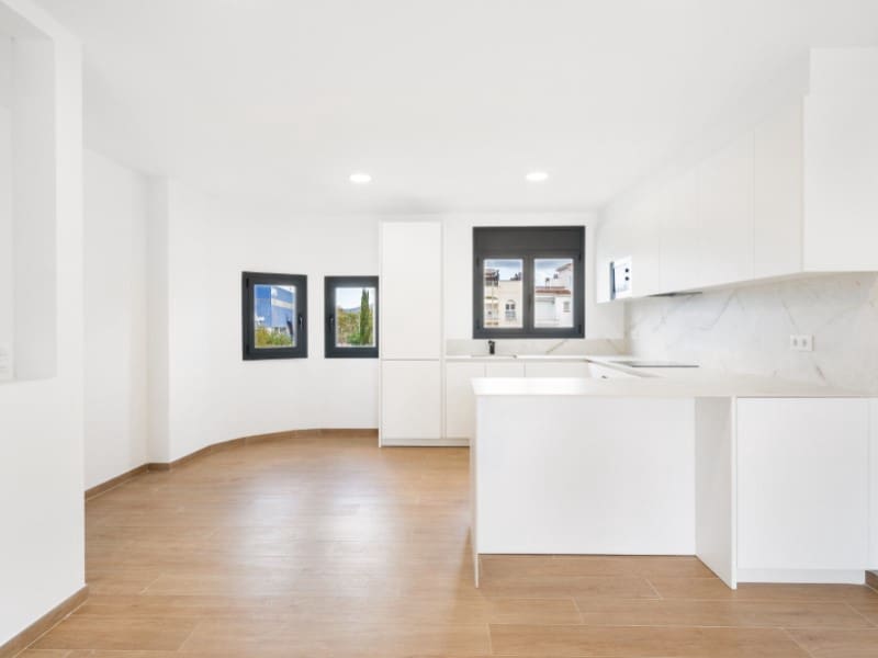 4 soveværelse Byhus til salg i Empuriabrava - € 639.000 (Ref: 9176648)