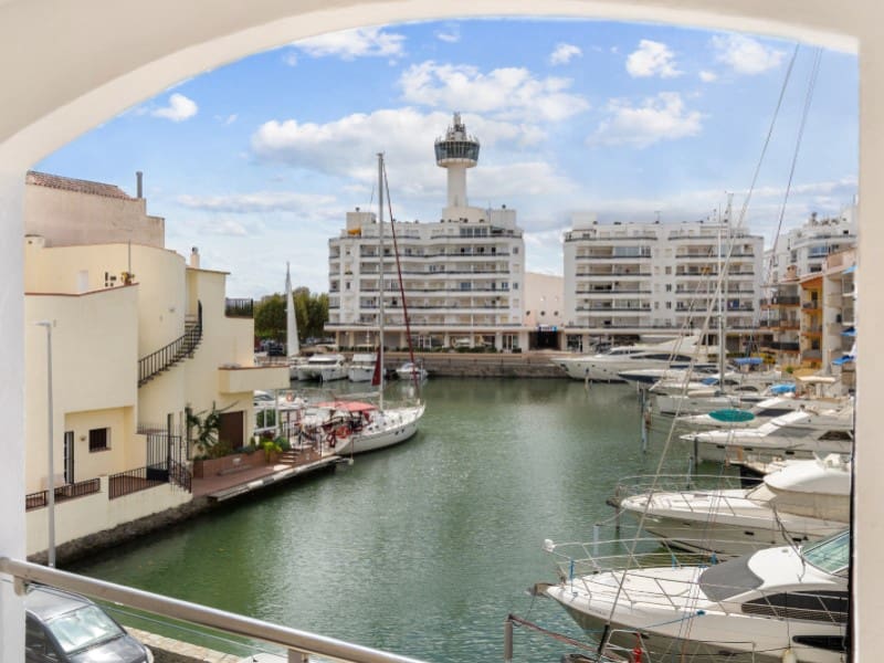 4 soveværelse Byhus til salg i Empuriabrava - € 639.000 (Ref: 9176648)