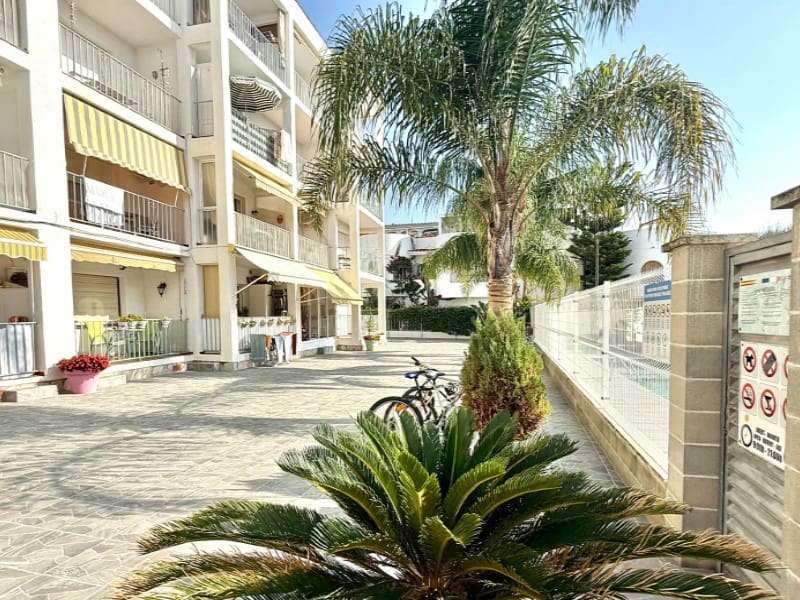 1 sovrum Lägenhet till salu i Empuriabrava - 159 000 € (Ref: 9248333)