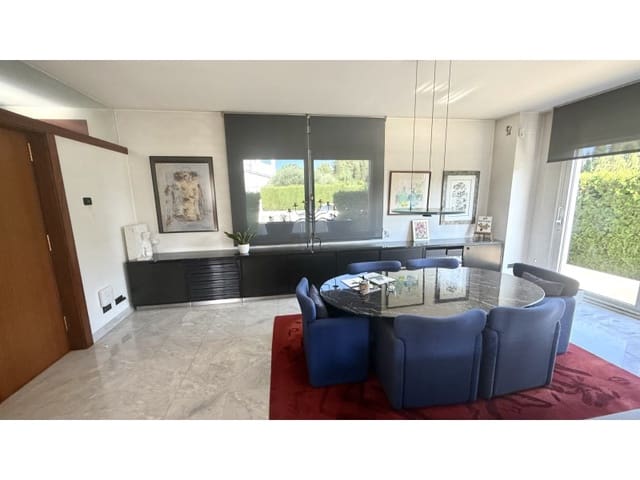 Chalet de 5 habitaciones en Castelló d'Empúries en venta con garaje - 850.000 € (Ref: 9287560)