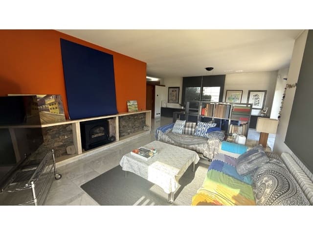 Chalet de 5 habitaciones en Castelló d'Empúries en venta con garaje - 850.000 € (Ref: 9287560)