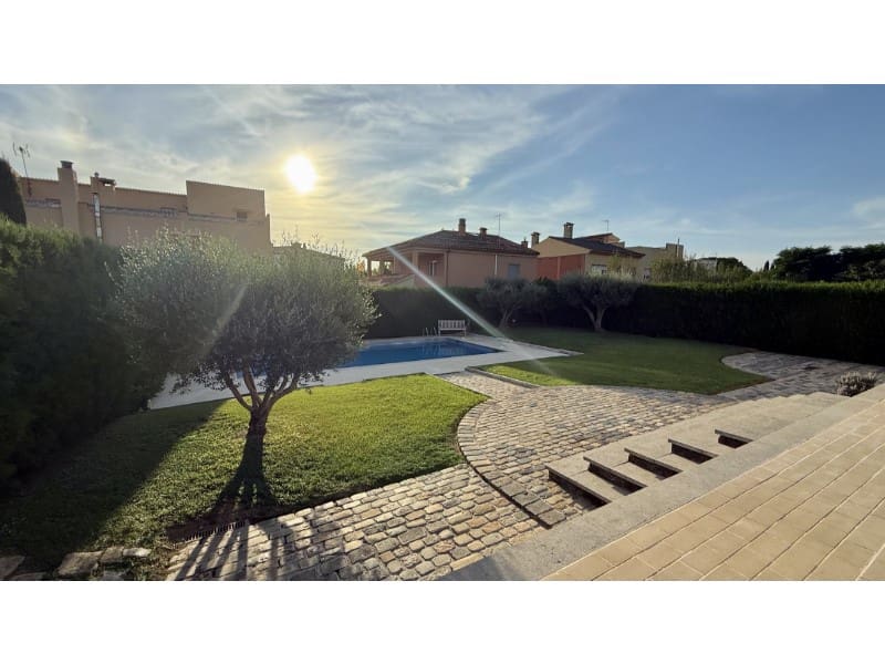 5 soverom Villa til salgs i Castello d'Empuries med garasje - € 850 000 (Ref: 9287560)