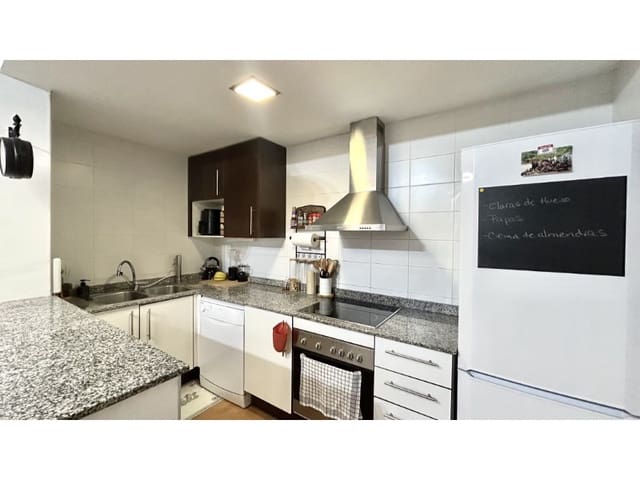 2 soveværelse Lejlighed til salg i Empuriabrava, Castelló d'Empúries med garage - € 195.000 (Ref: 9310742)