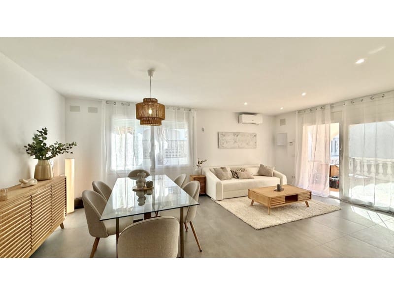 2 Zimmer Apartment zu verkaufen in Empuriabrava - 320.000 € (Ref: 9404632)