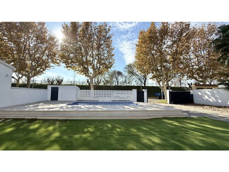 2 Zimmer Apartment zu verkaufen in Empuriabrava - 320.000 € (Ref: 9404632)