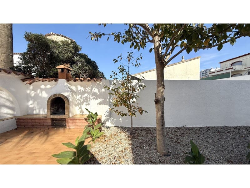 2 Zimmer Apartment zu verkaufen in Empuriabrava - 320.000 € (Ref: 9404632)