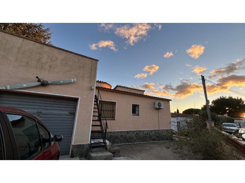 5 sypialnia Willa na sprzedaż w Roses z garażem - 480 000 € (Ref: 9431051)