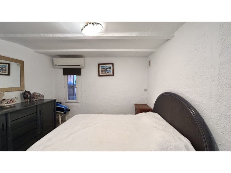 5 sypialnia Willa na sprzedaż w Roses z garażem - 480 000 € (Ref: 9431051)