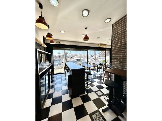 Comercial para venda em Empuriabrava, Castelló d'Empúries - 315 000 € (Ref: 9434774)