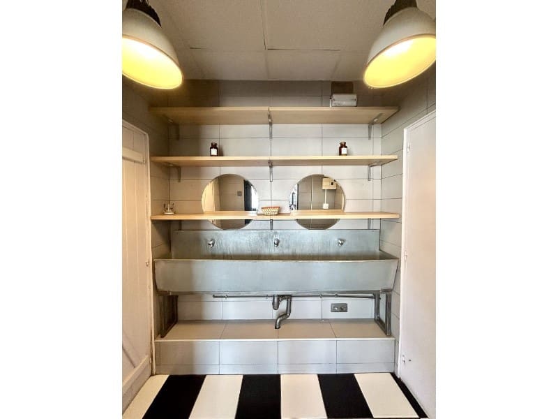 Kaupallinen myytävänä paikassa Empuriabrava - 315 000 € (Ref: 9434774)