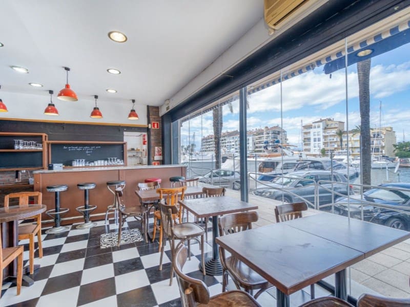 Gewerbe zu verkaufen in Empuriabrava - 280.000 € (Ref: 9434774)