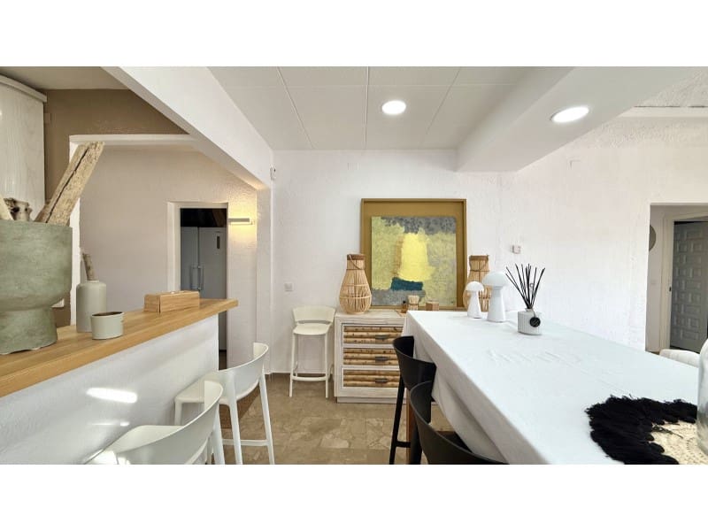 3 chambre Villa/Maison à vendre à Empuriabrava avec garage - 1 390 000 € (Ref: 9456216)