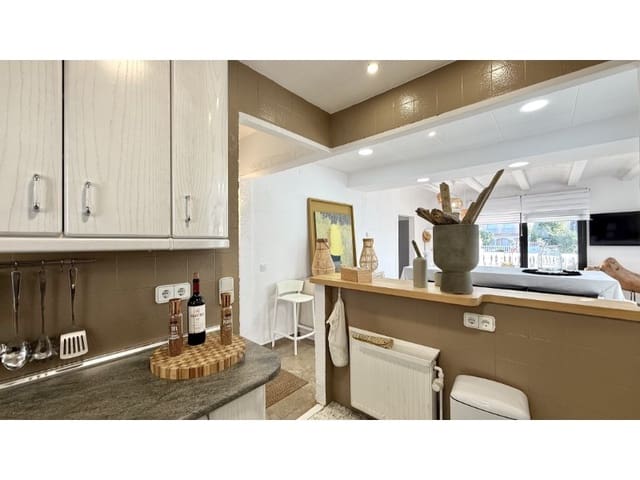 3 chambre Villa/Maison à vendre à Empuriabrava, Castelló d'Empúries avec garage - 1 390 000 € (Ref: 9456216)