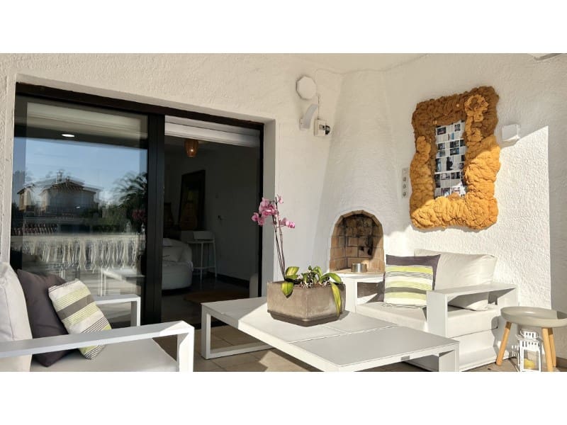 3 chambre Villa/Maison à vendre à Empuriabrava avec garage - 1 390 000 € (Ref: 9456216)