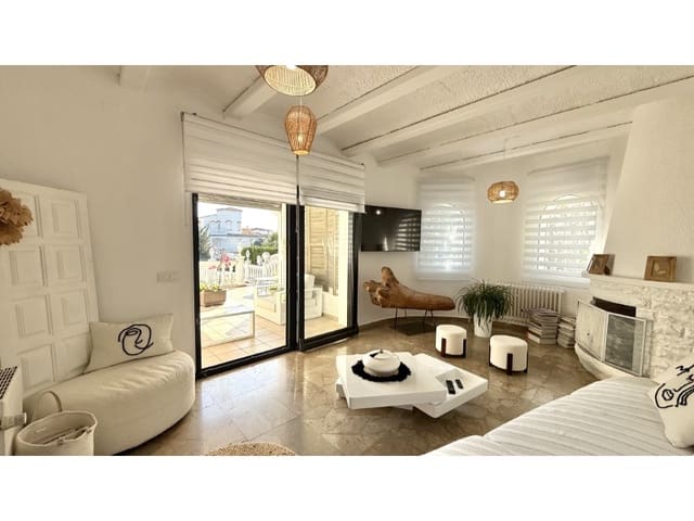 3 chambre Villa/Maison à vendre à Empuriabrava, Castelló d'Empúries avec garage - 1 390 000 € (Ref: 9456216)