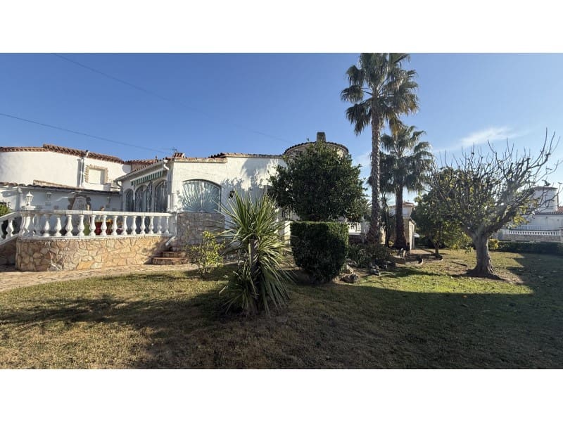 3 chambre Villa/Maison à vendre à Empuriabrava avec garage - 1 390 000 € (Ref: 9456216)