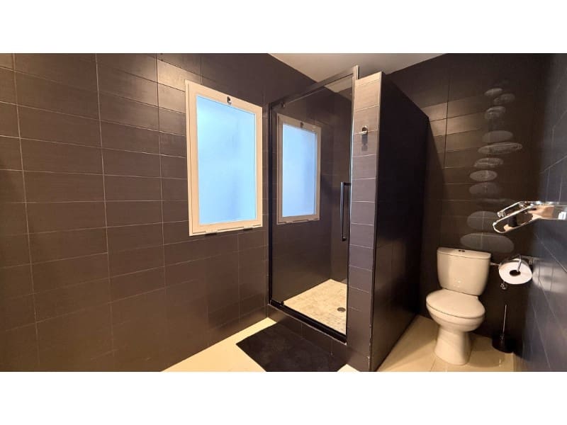 7 slaapkamer Villa te koop in Empuriabrava met garage - € 1.450.000 (Ref: 9462674)