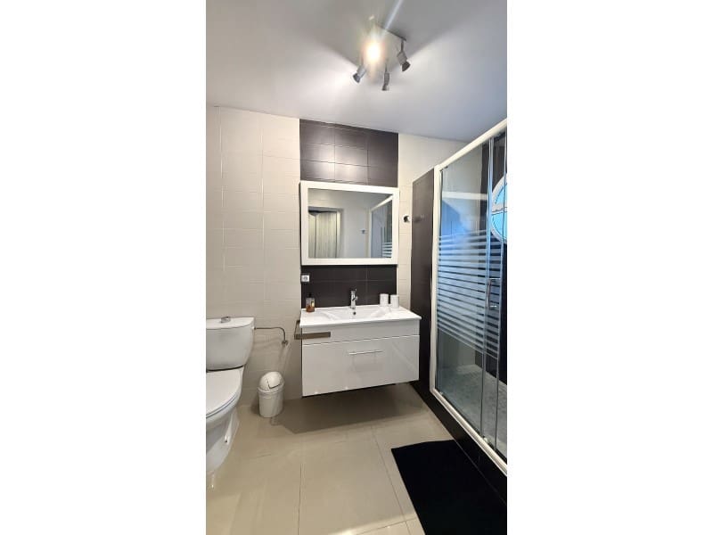 7 slaapkamer Villa te koop in Empuriabrava met garage - € 1.450.000 (Ref: 9462674)