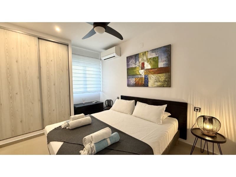 7 slaapkamer Villa te koop in Empuriabrava met garage - € 1.450.000 (Ref: 9462674)